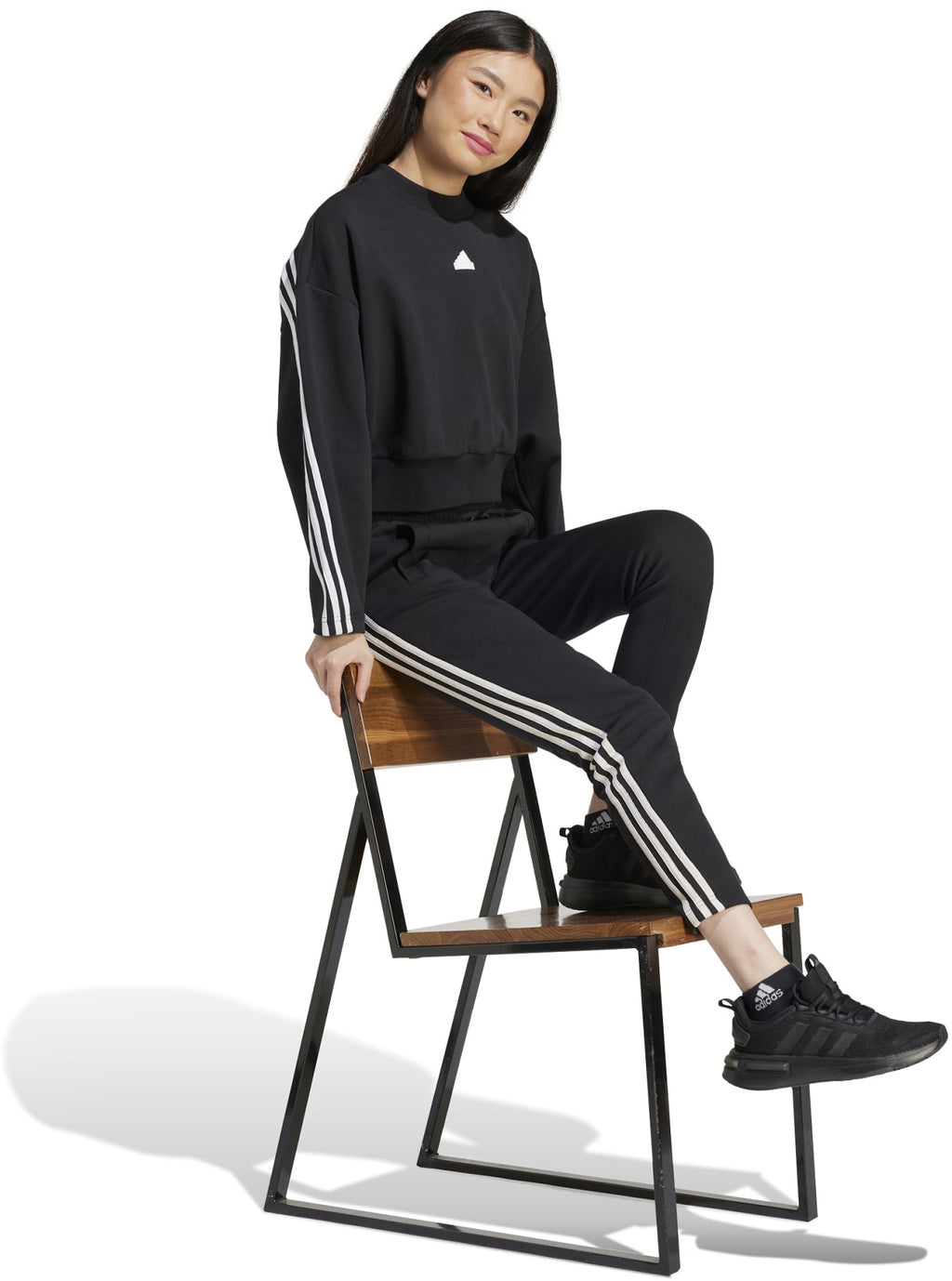 3 stripes sweater