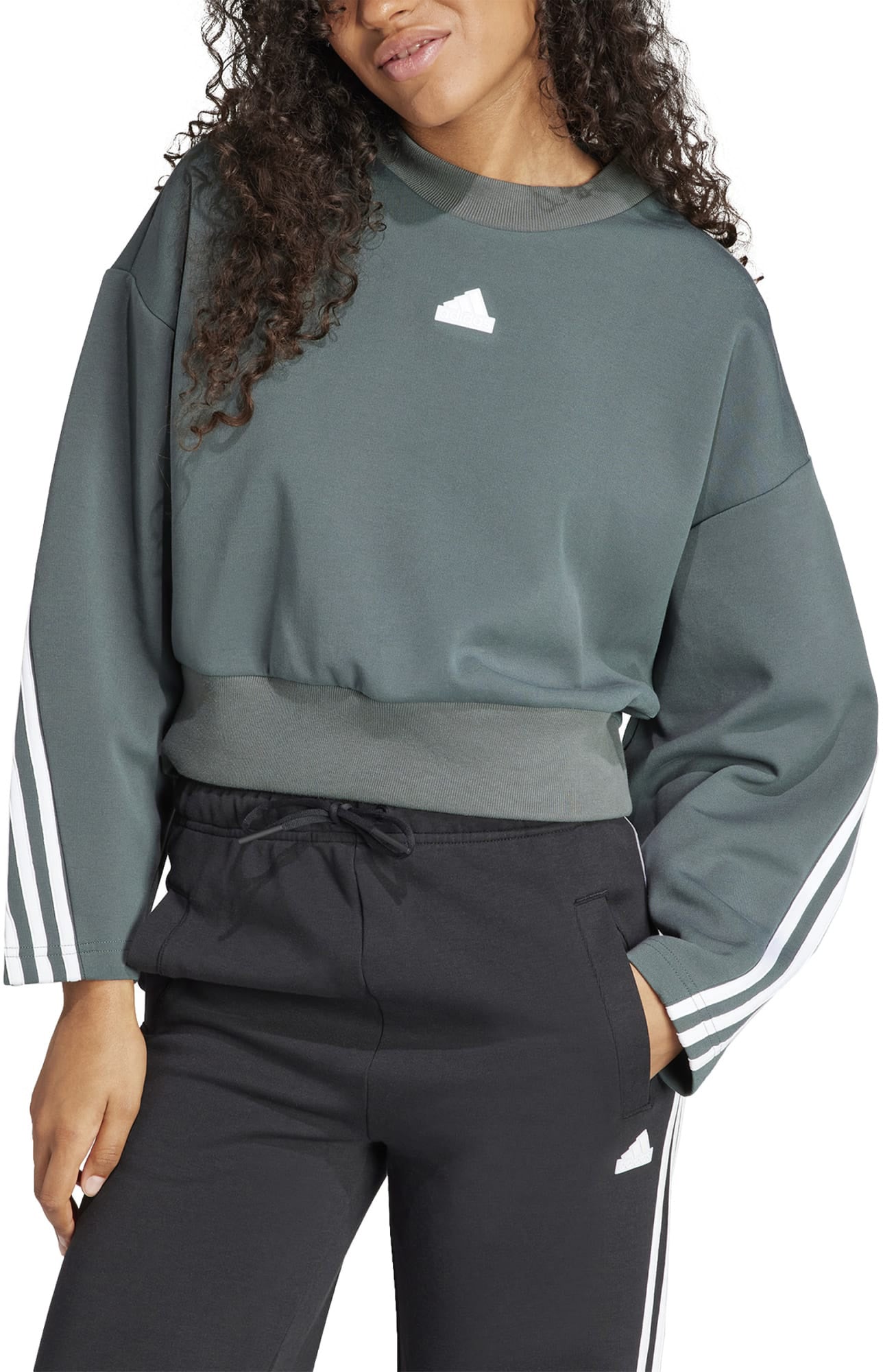 3 stripes sweater