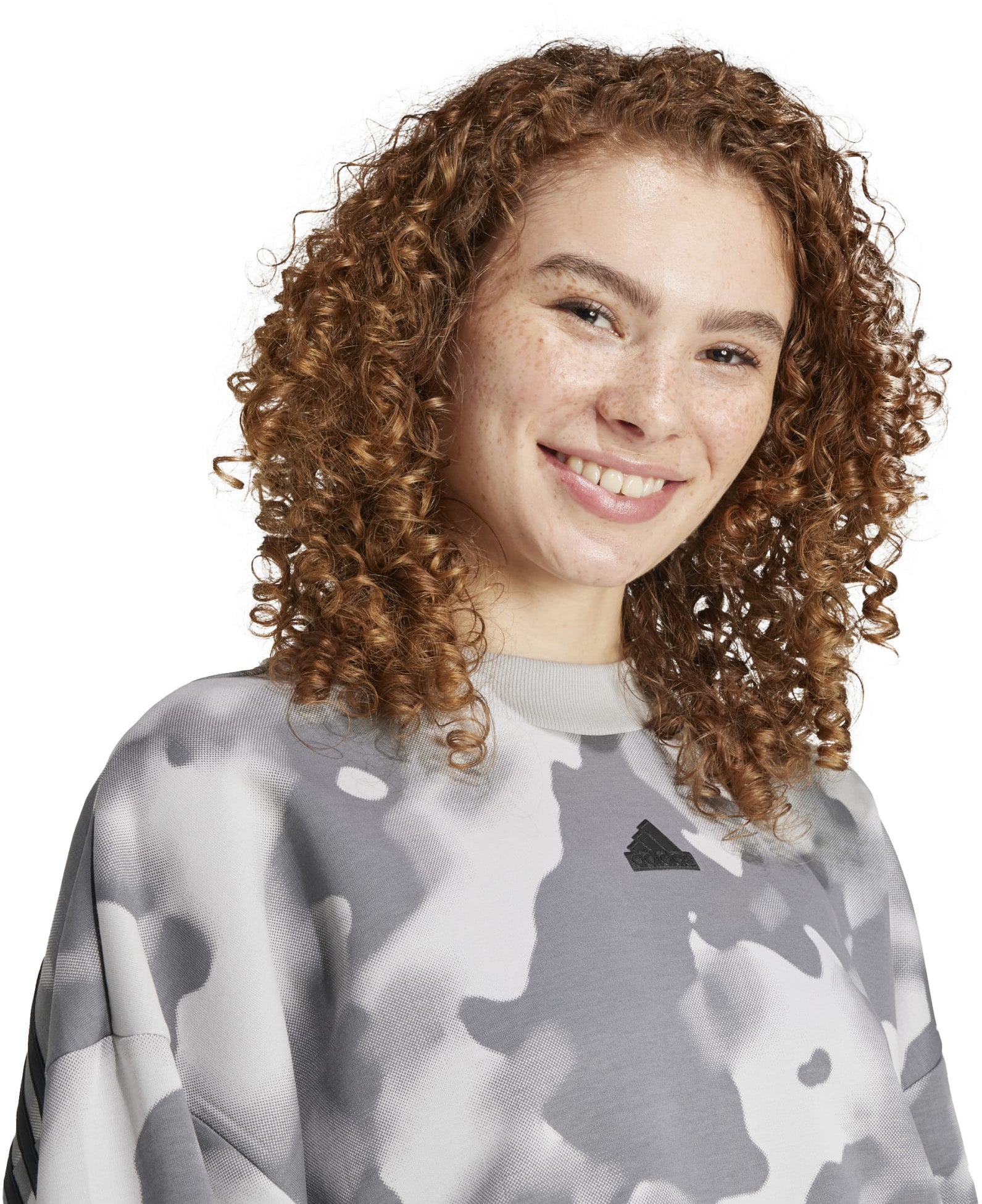 3 stripes sweater
