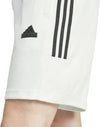 Tiro short