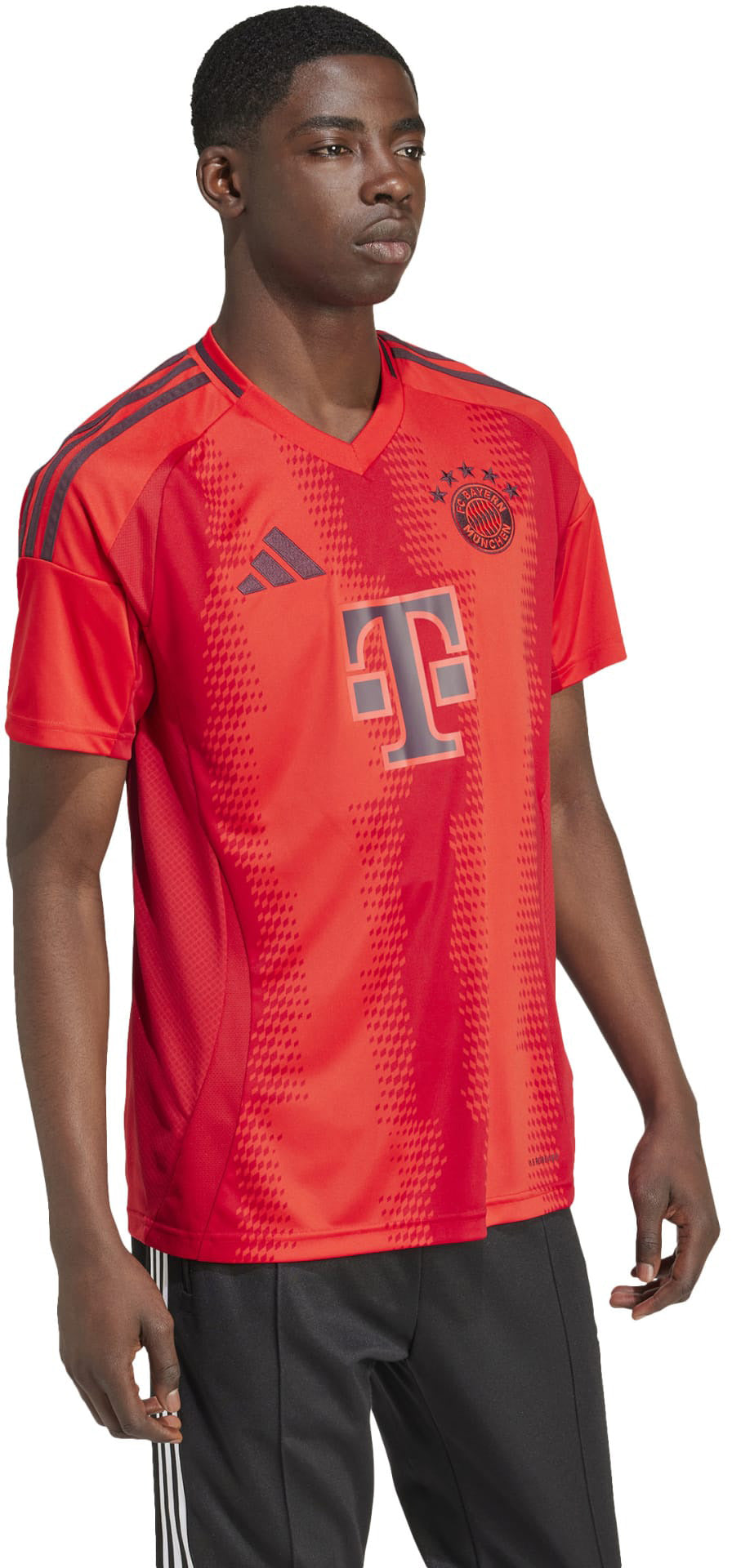 FC Bayern München | T-shirt Essential Classic | heren rood FC Bayern München | T-shirt Essential Classic | heren rood