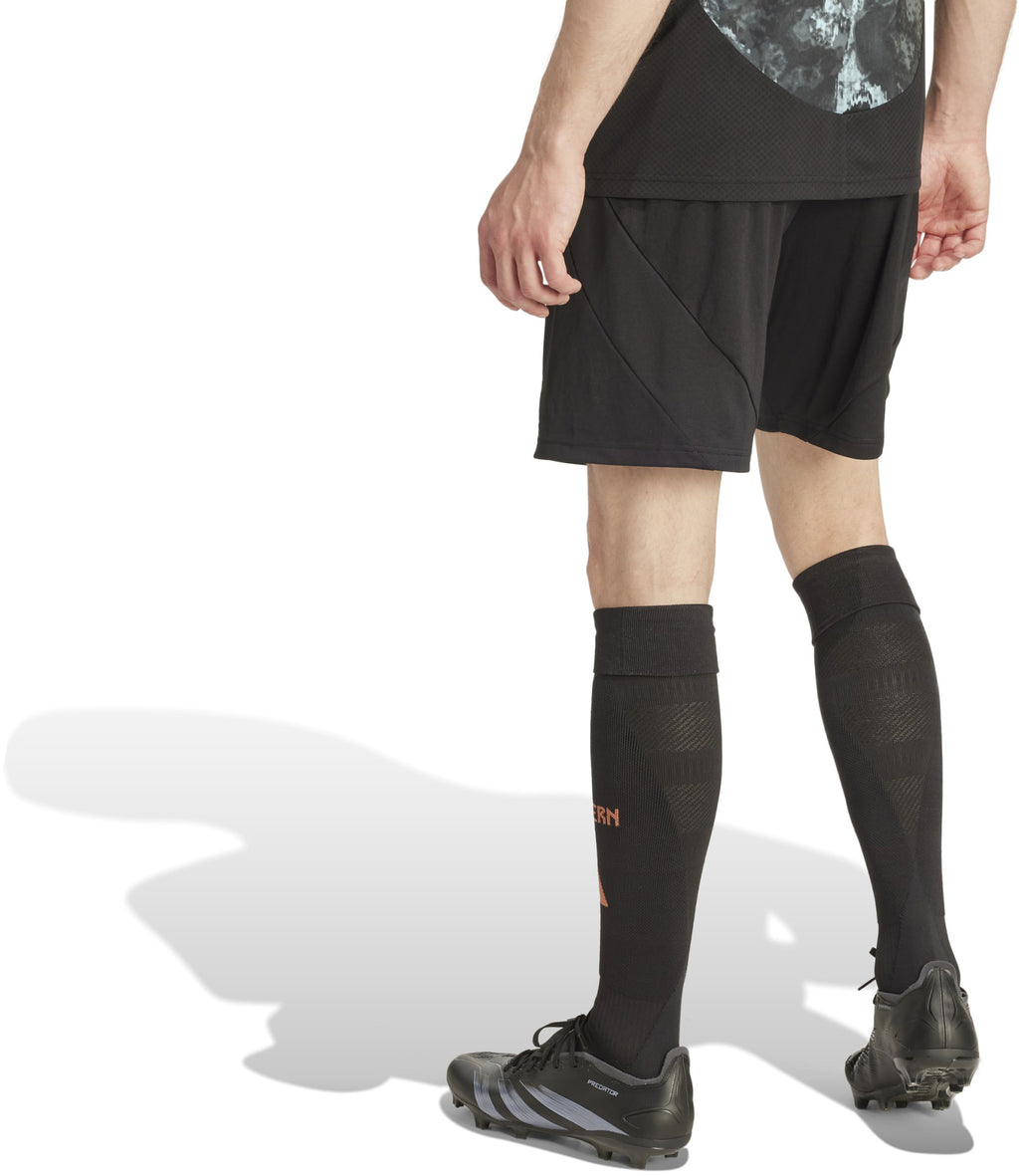 FC Bayern München 24/25 uitshort