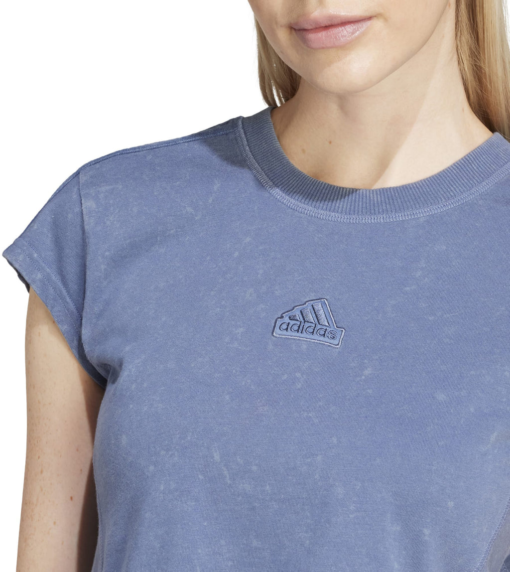 All Szn t-shirt