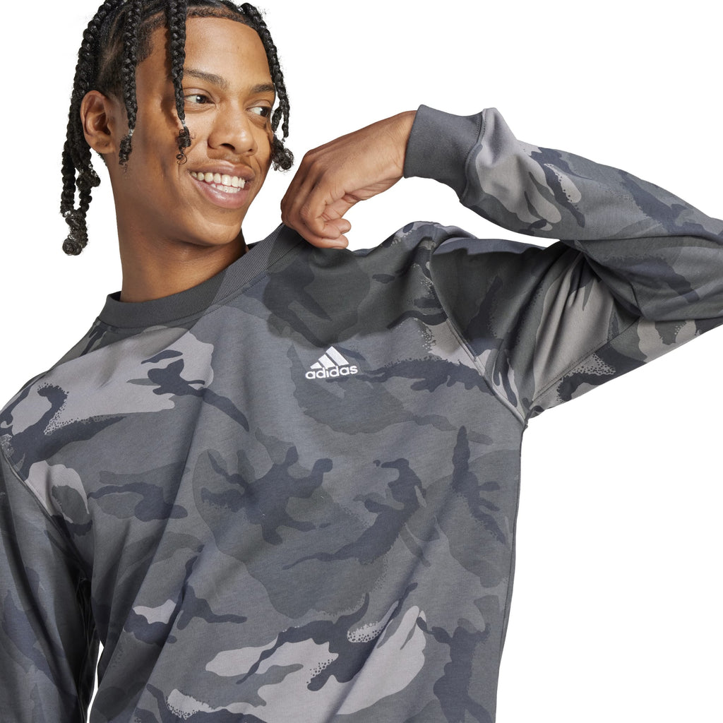 Seasonal Essentials Camouflage sweater