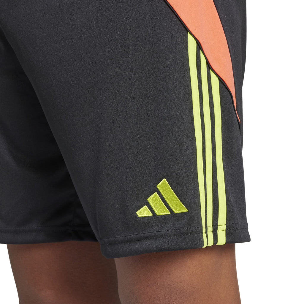 Tiro24 short