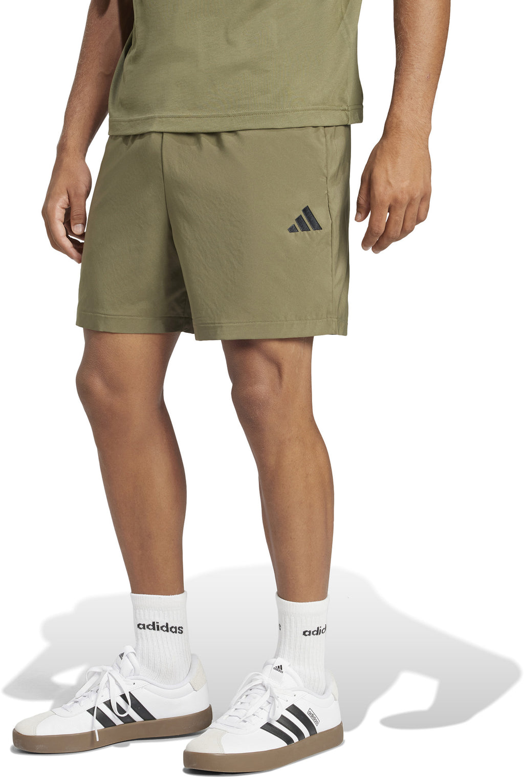 Essentials Small Logo Chelsea Short