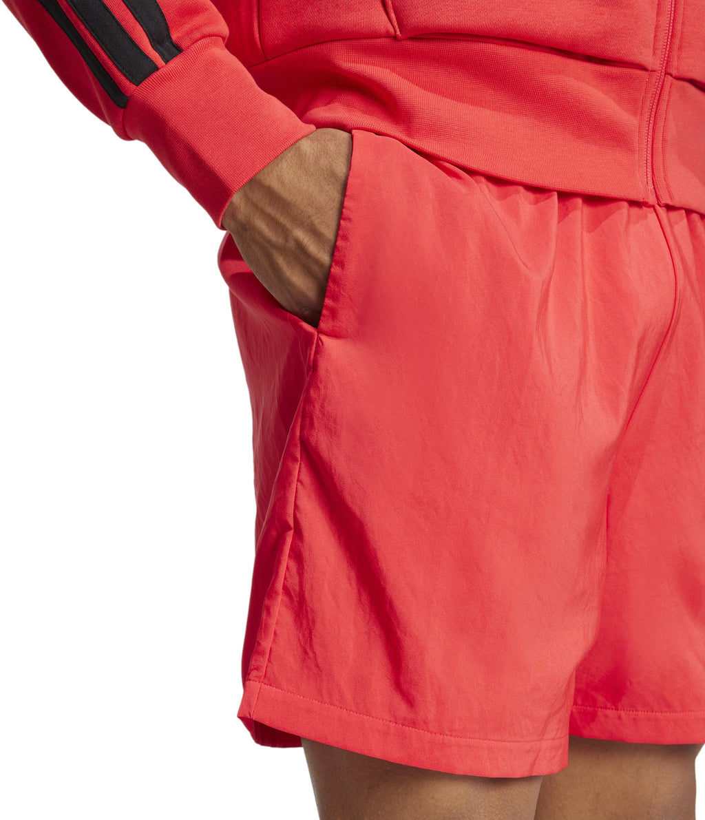 Essentials Small Logo Chelsea Short