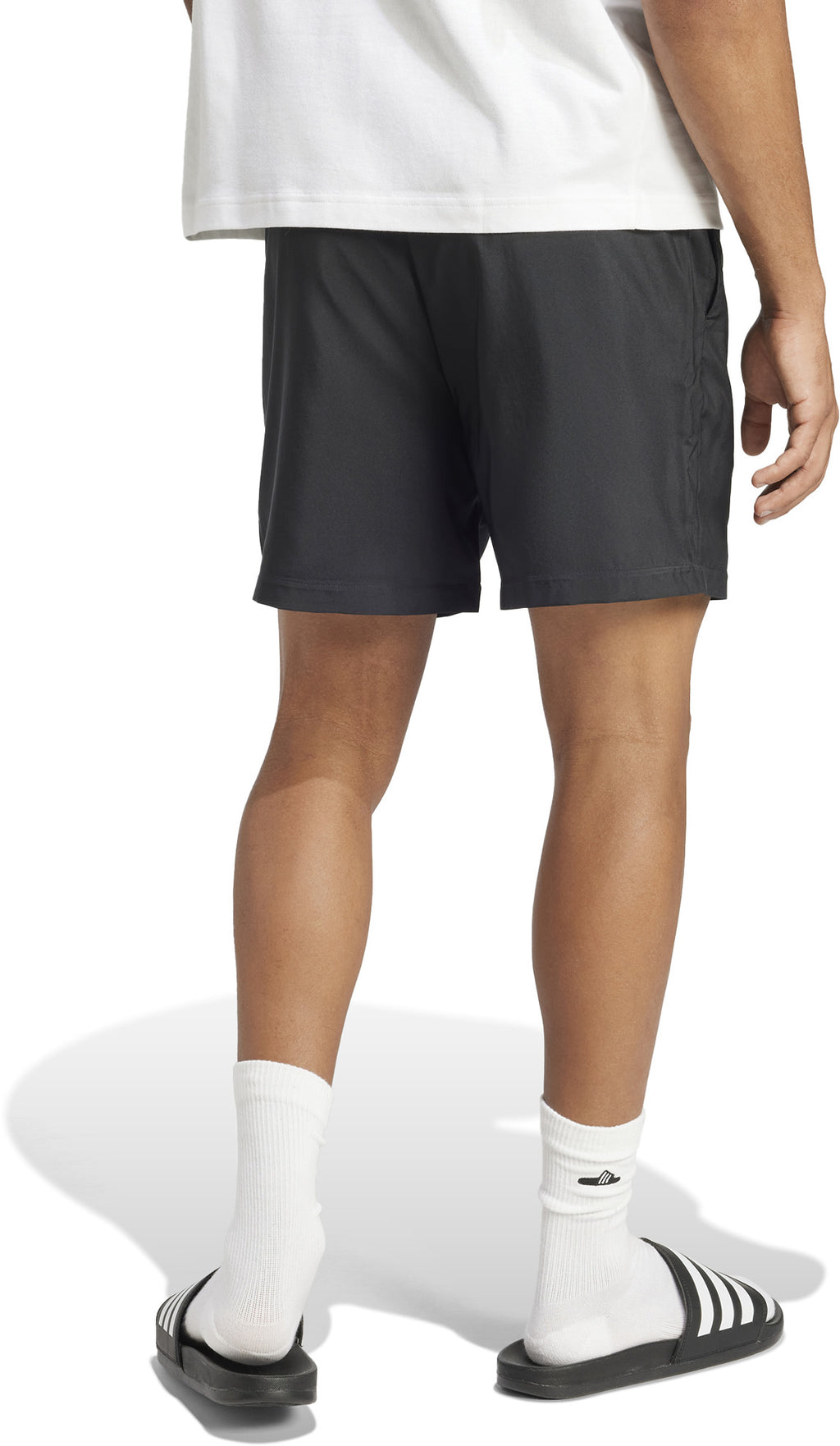 Essentials Small Logo Chelsea Short
