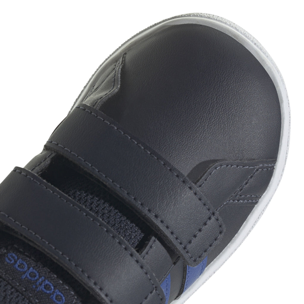 Grand Court Lifestyle sneakers