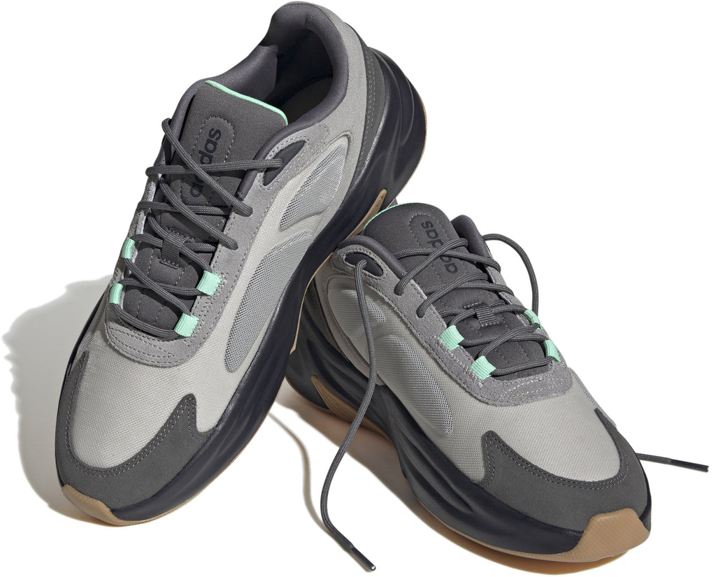 Ozelle Cloudfoam sneakers