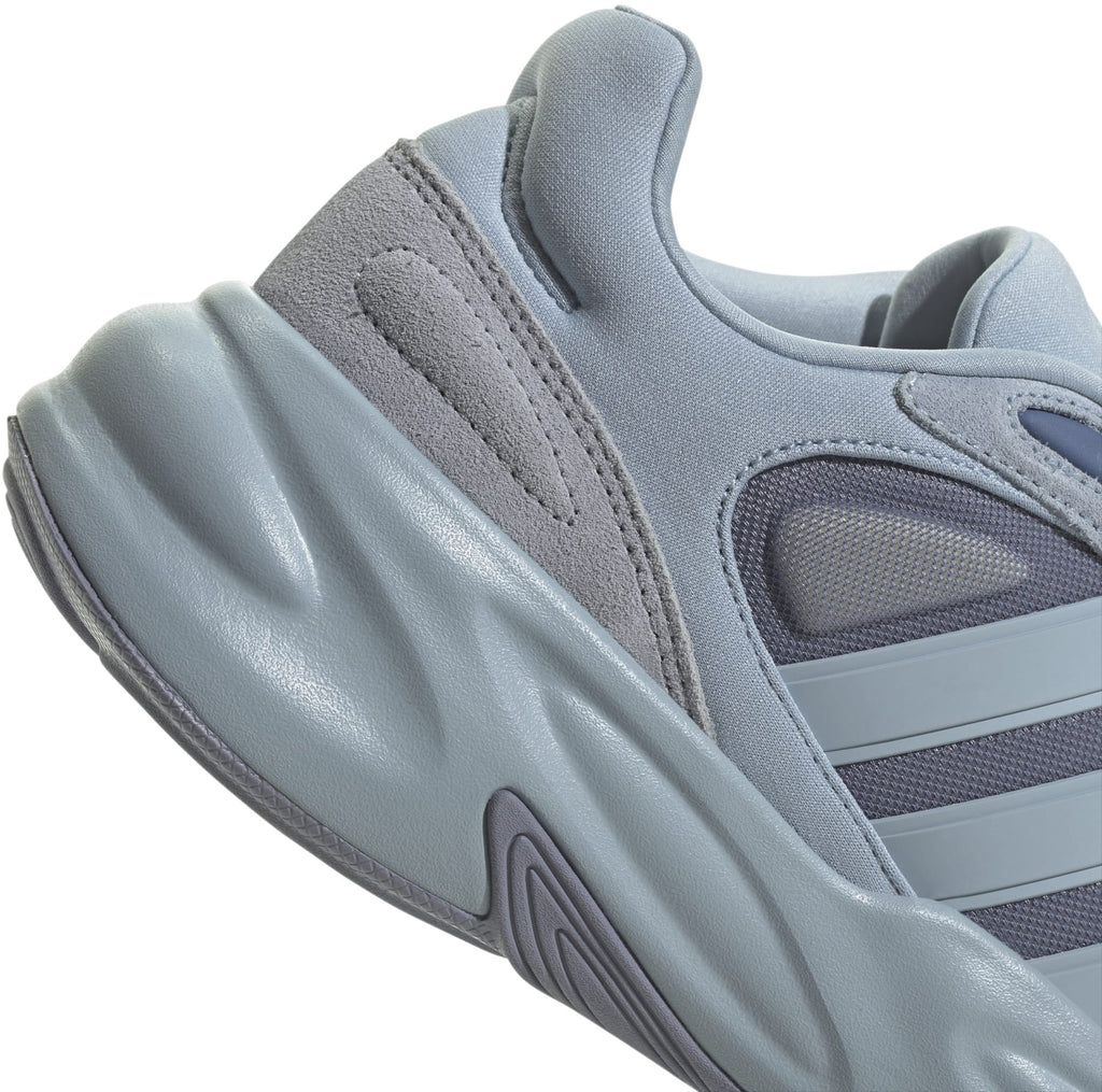 Ozelle Cloudfoam sneakers