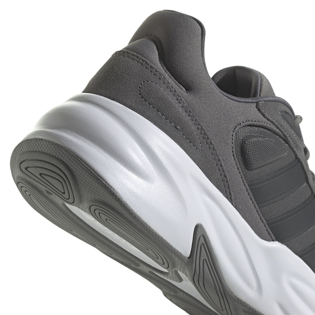 Ozelle Cloudfoam sneakers