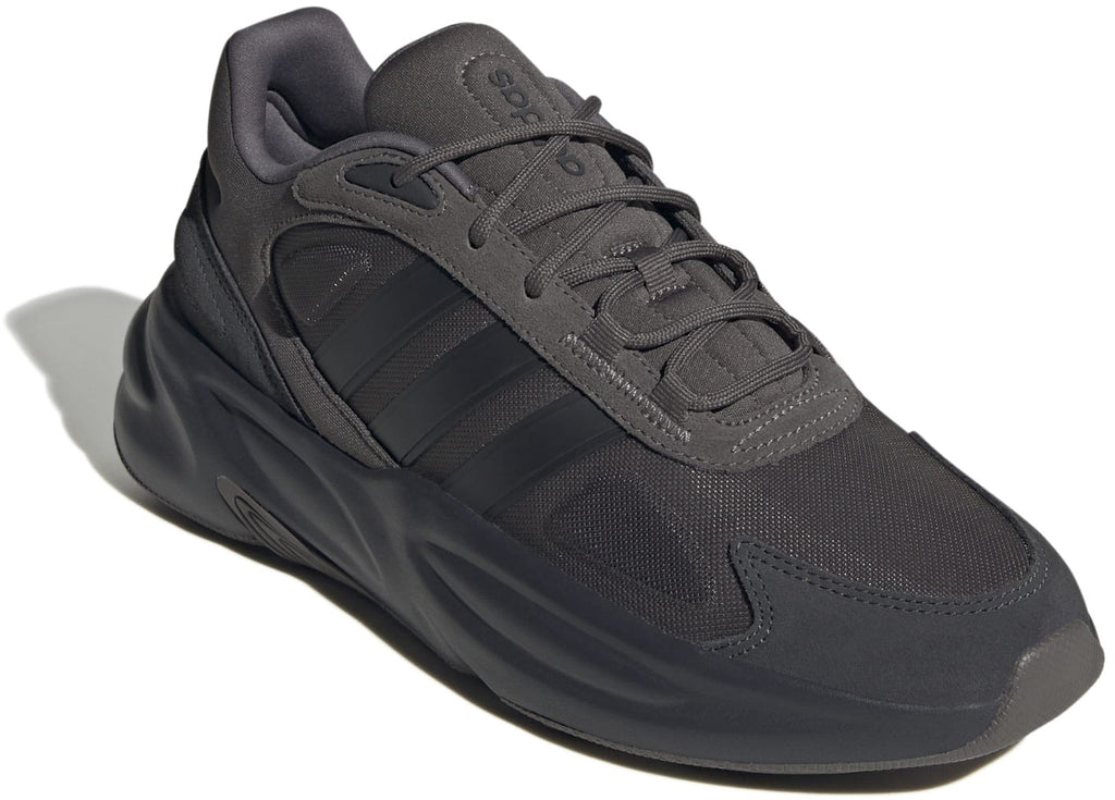 Ozelle Cloudfoam sneakers