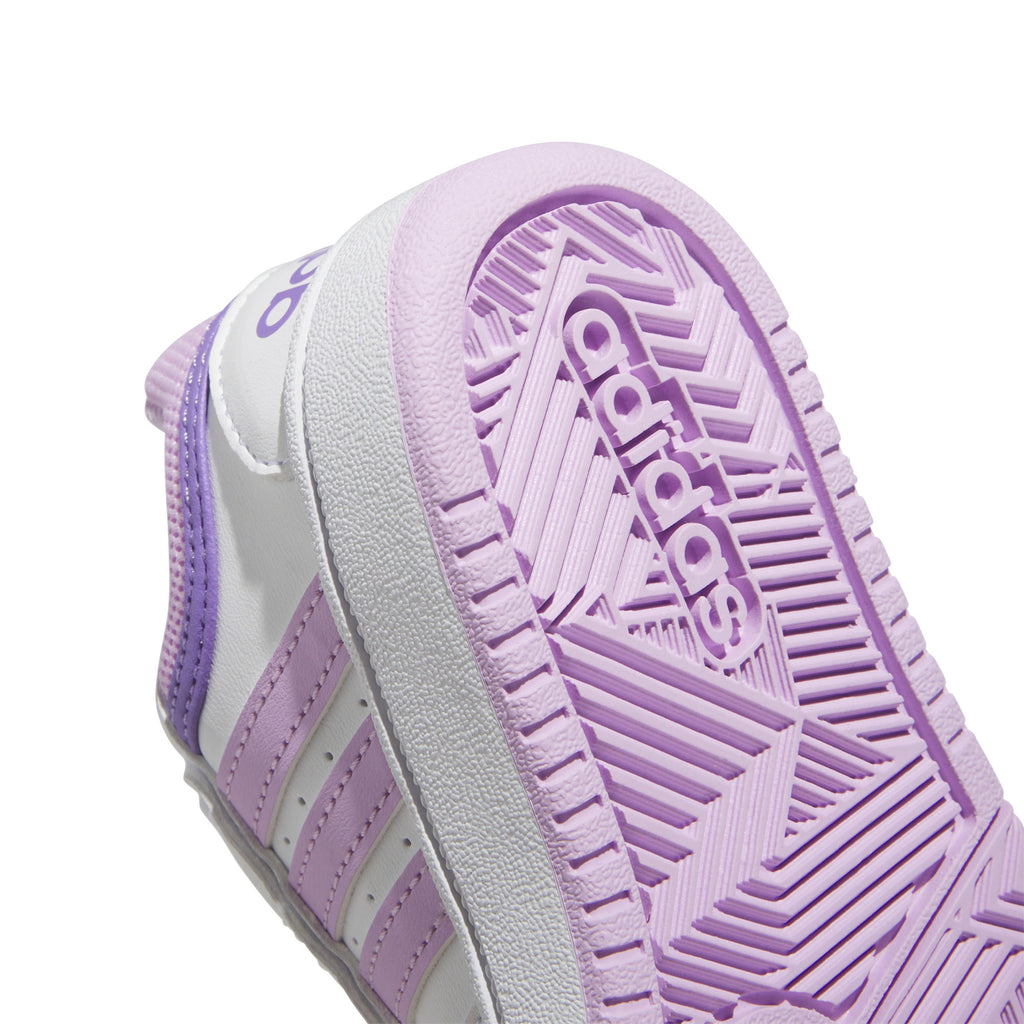 Hoops sneakers