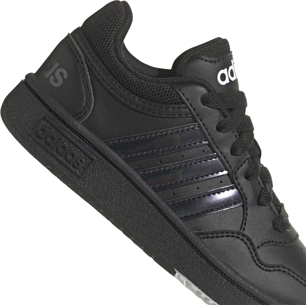 Hoops sneakers