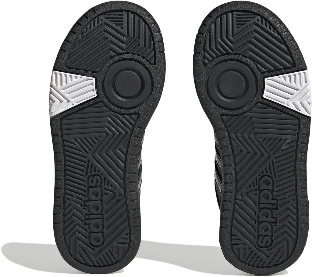 Hoops sneakers