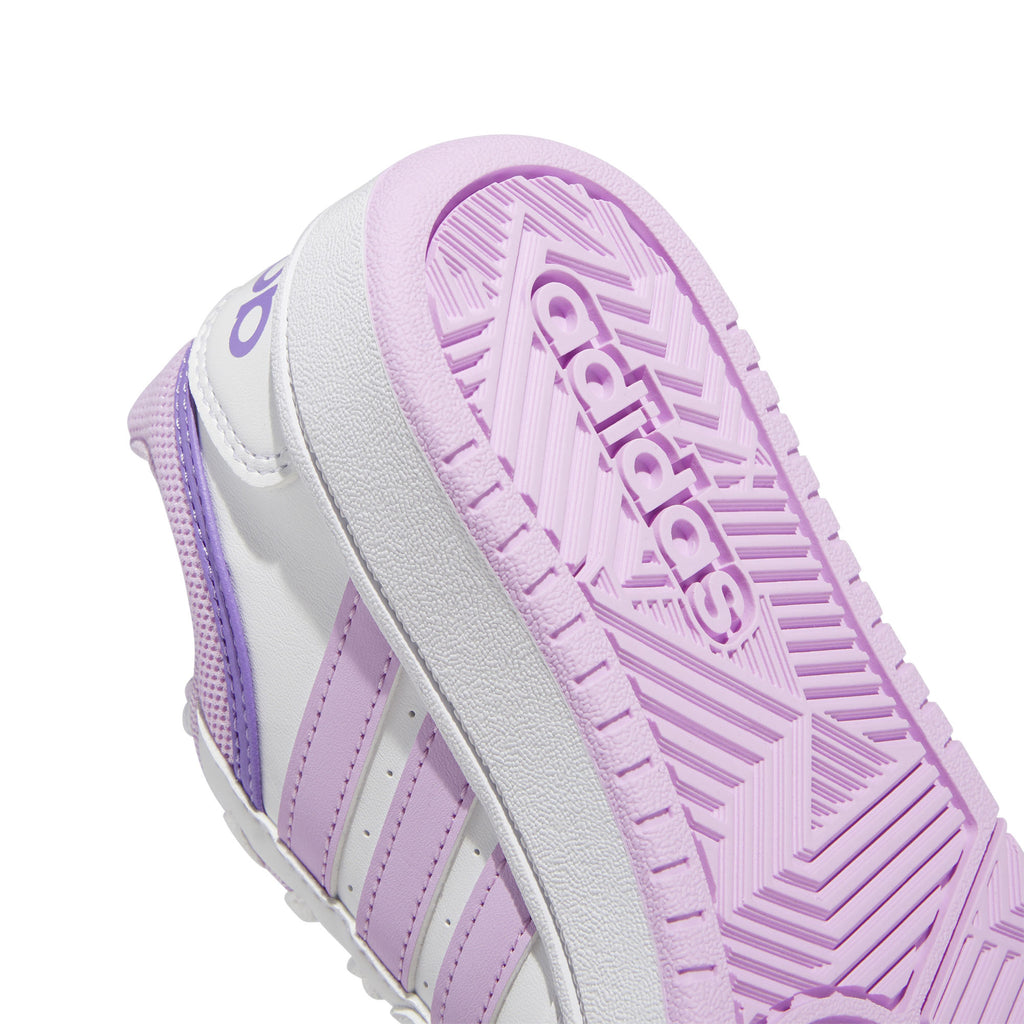 Hoops sneakers