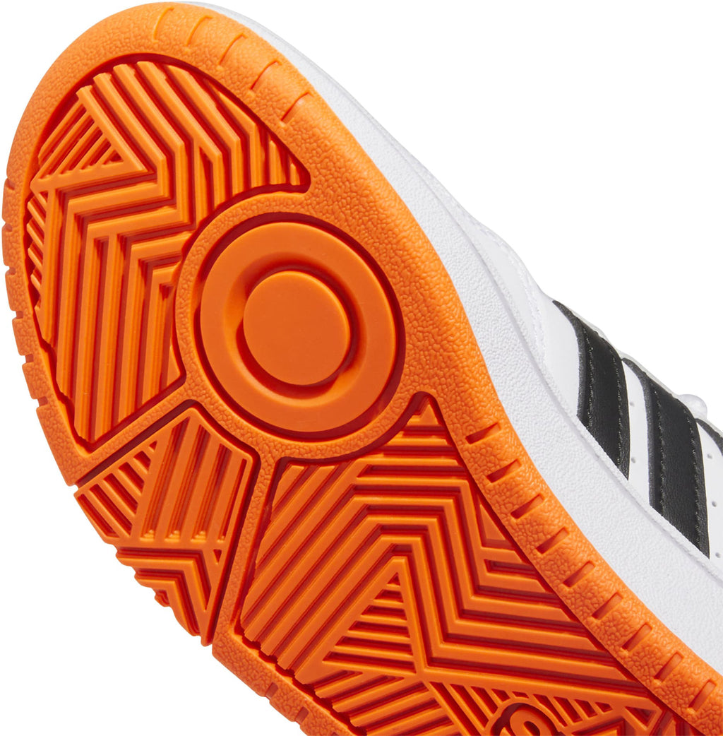Hoops sneakers