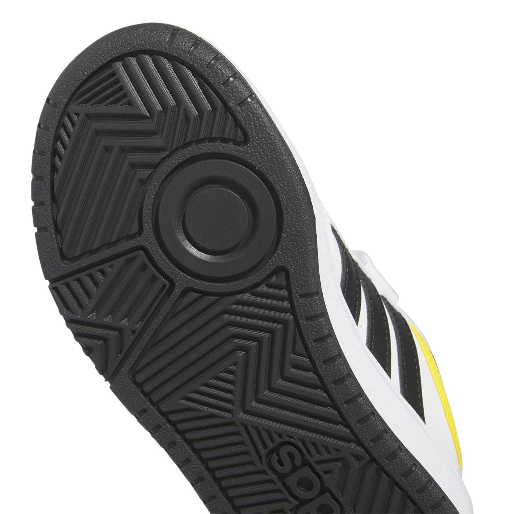 Hoops sneakers
