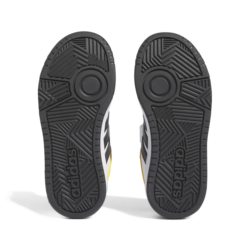 Hoops sneakers