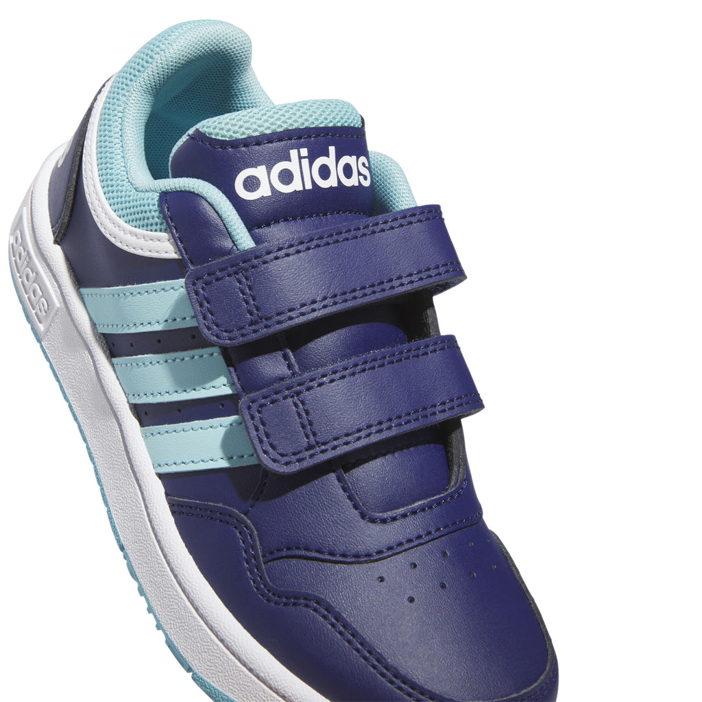 Hoops sneakers