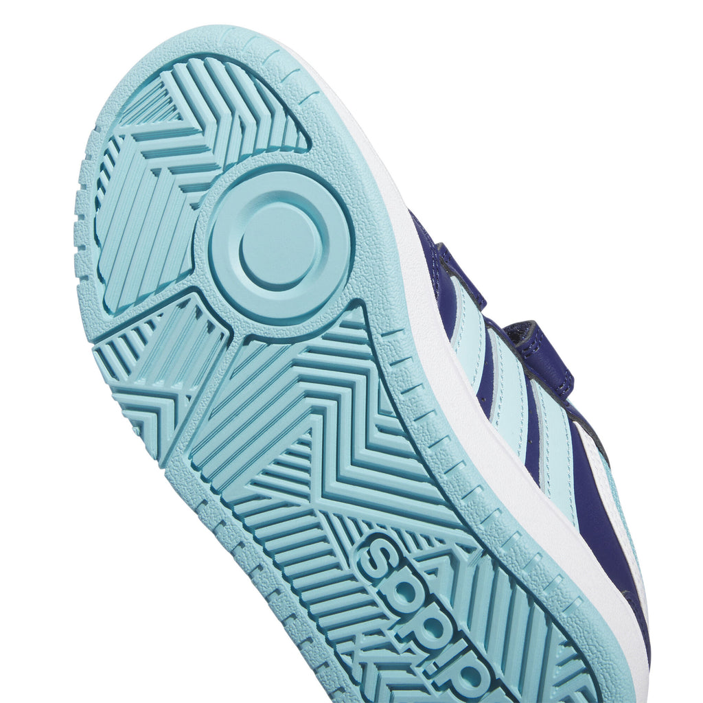 Hoops sneakers