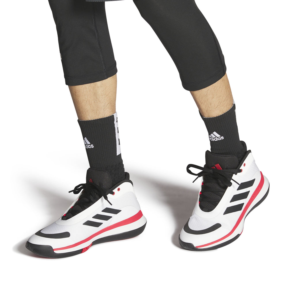 Bounce Legends basketbalschoenen