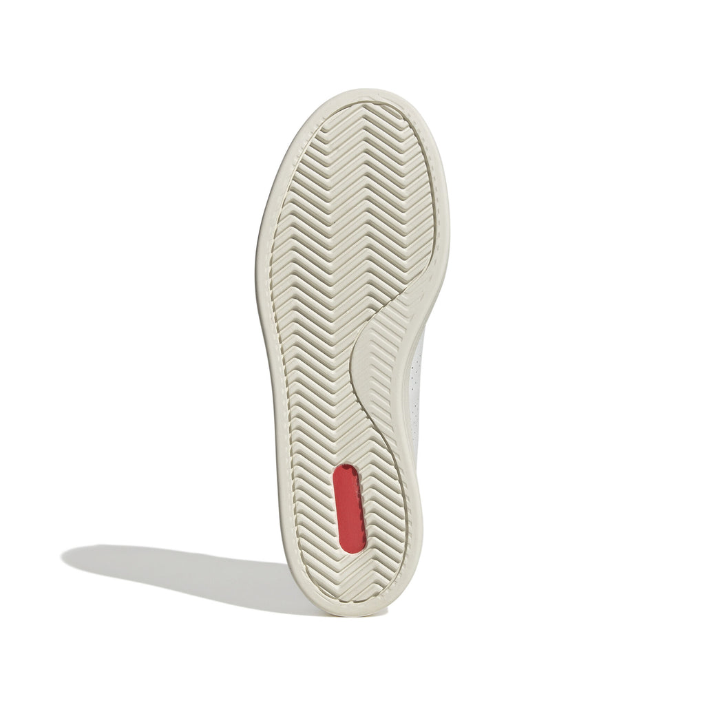 Advantage Premium sneakers