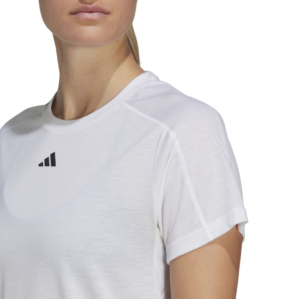 AEROREADY Train Essentials Minimal Branding shirt