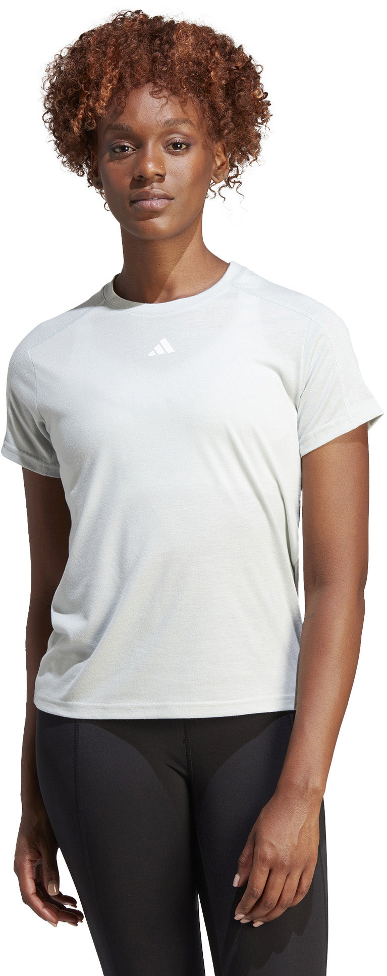 AEROREADY Train Essentials Minimal Branding shirt