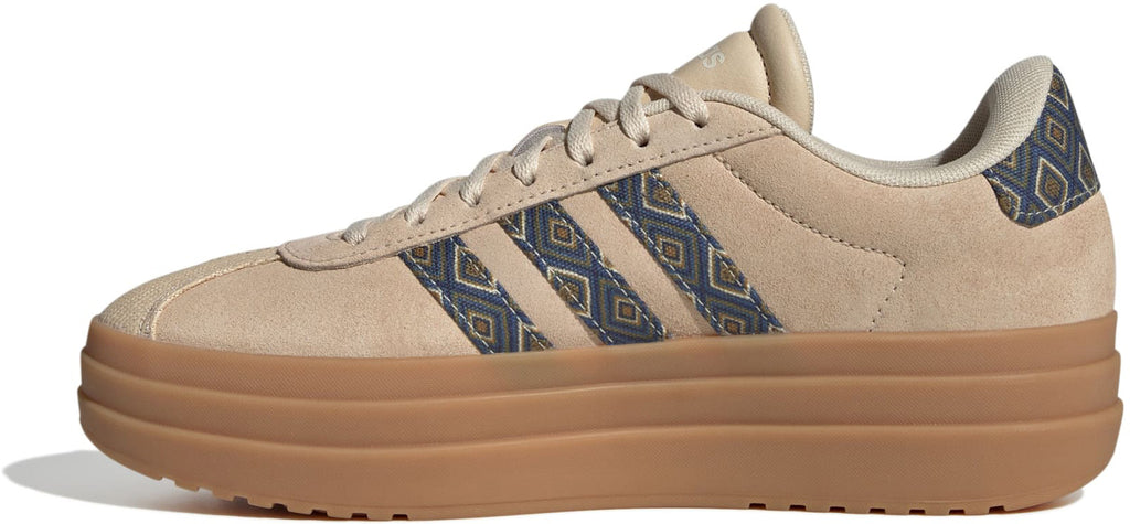 VI Court Bold sneakers