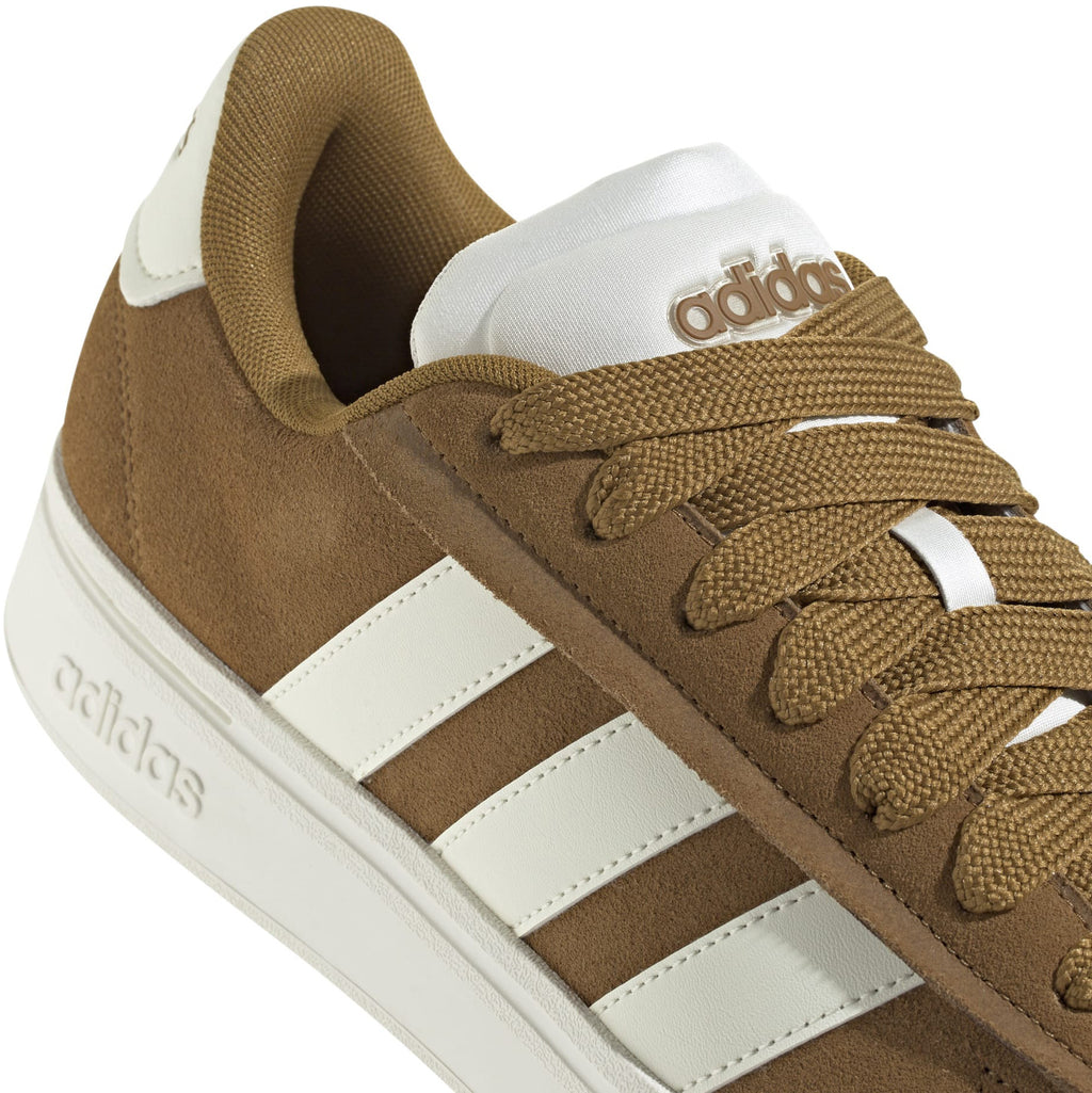Grand Court Alpha Schoenen