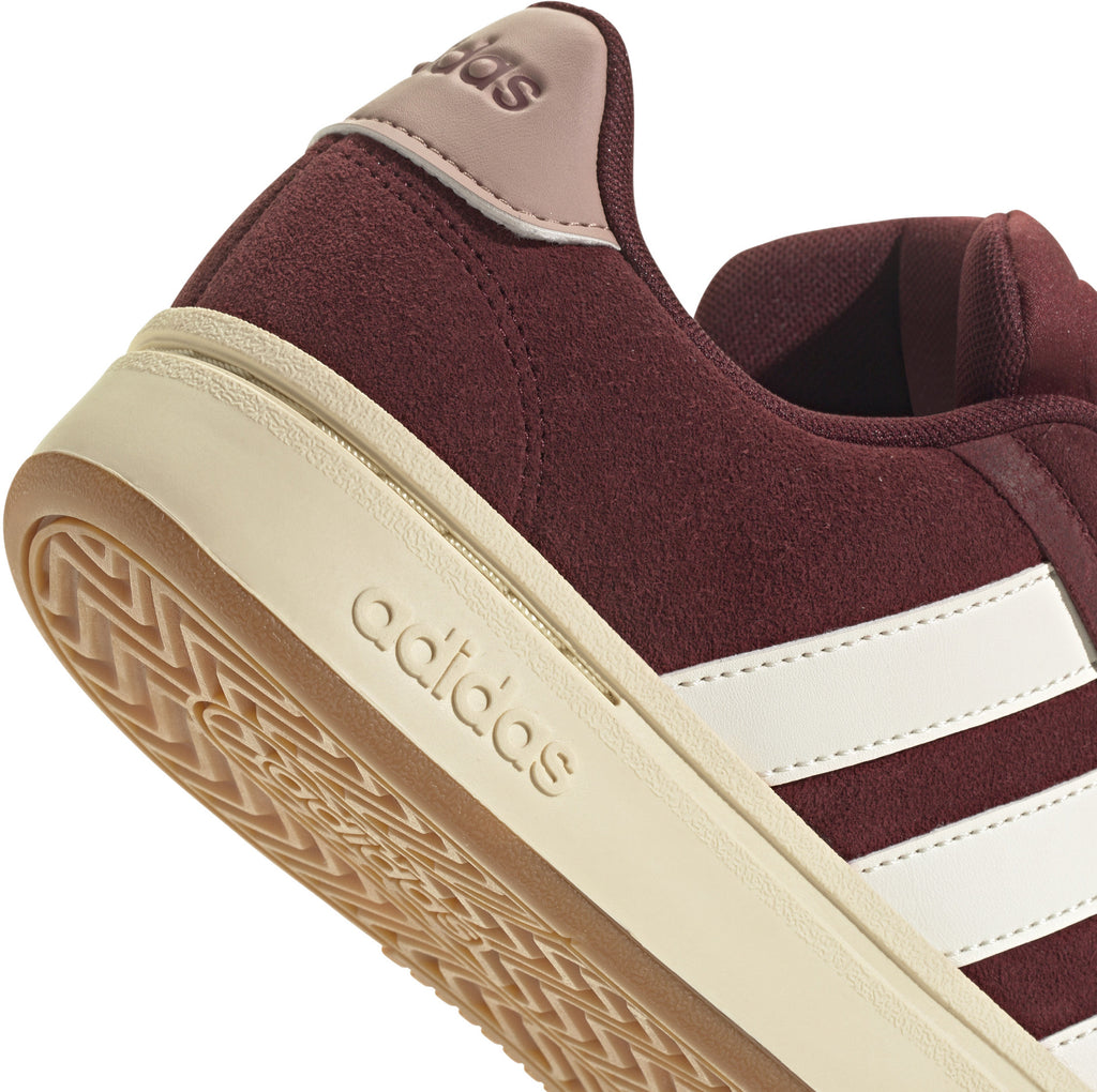 Grand Court Alpha 00s sneakers