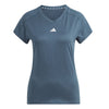 AEROREADY Train Essentials Minimal Branding V-hals shirt