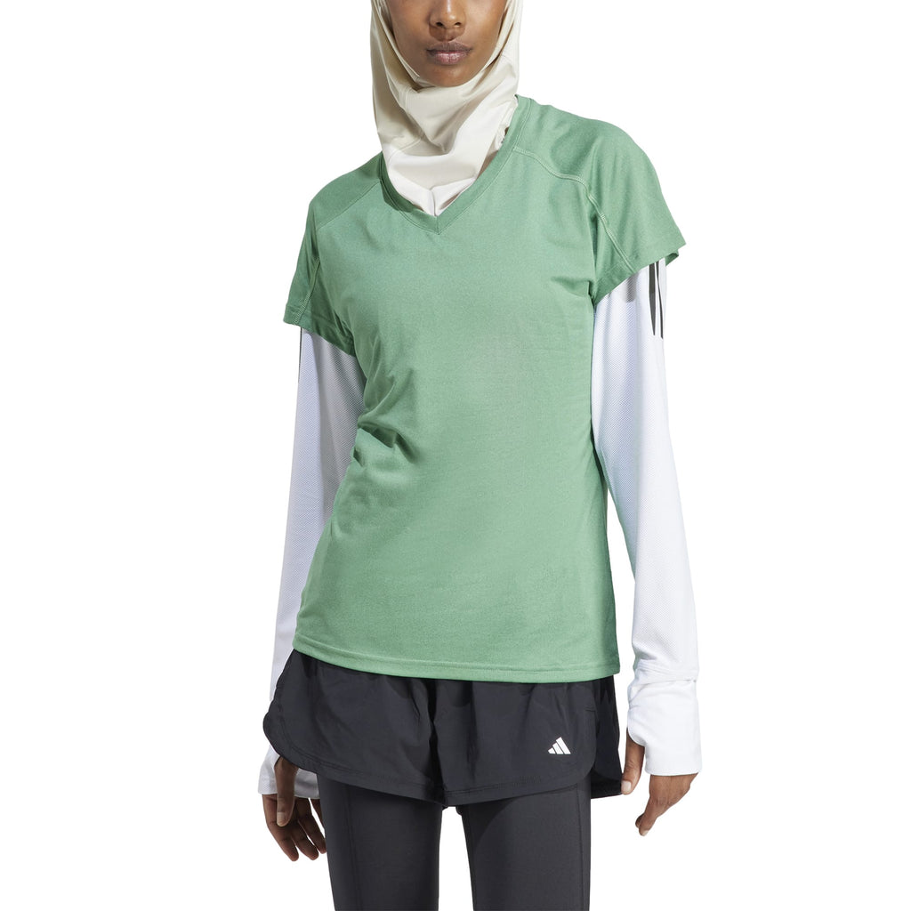 AEROREADY Train Essentials Minimal Branding V-hals shirt