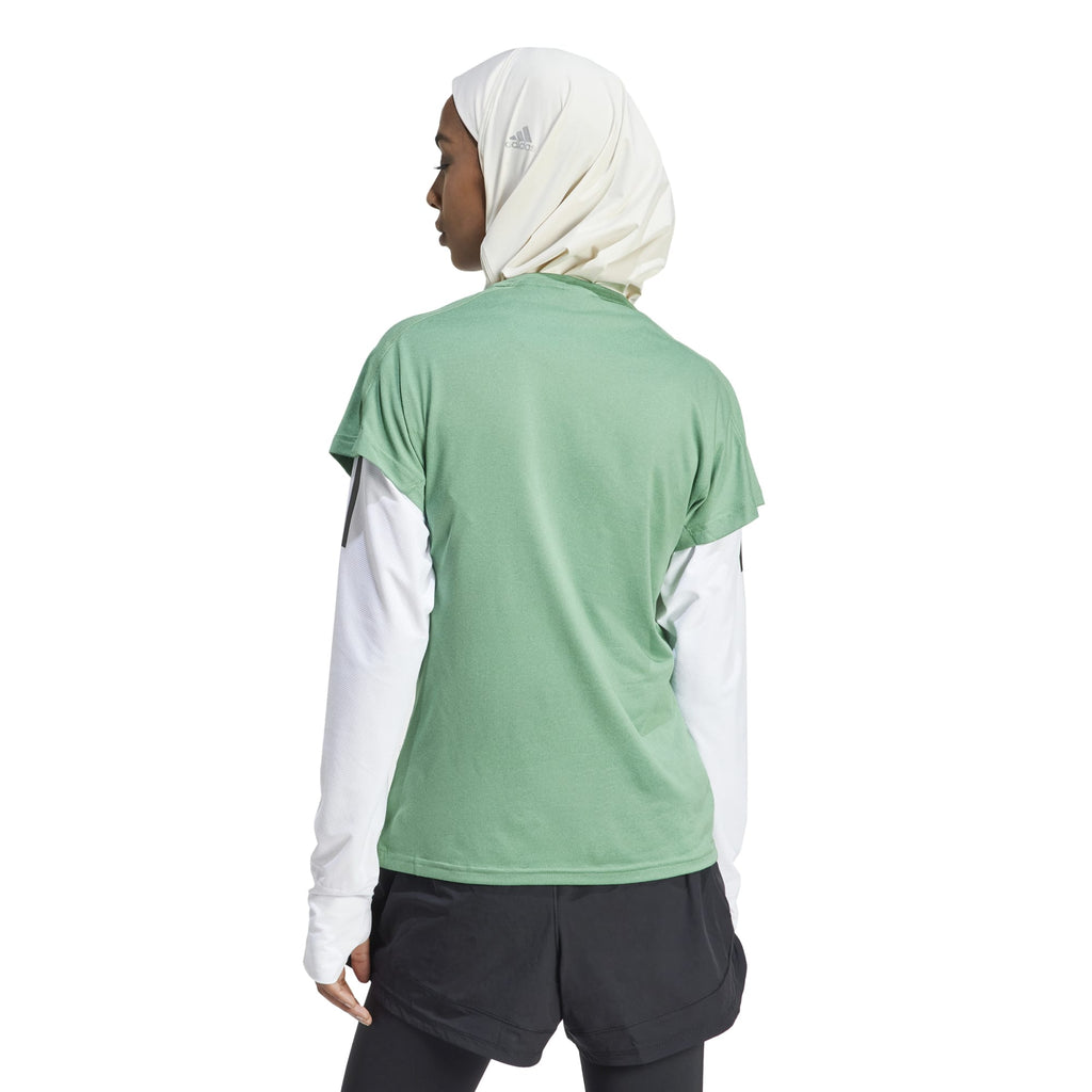 AEROREADY Train Essentials Minimal Branding V-hals shirt