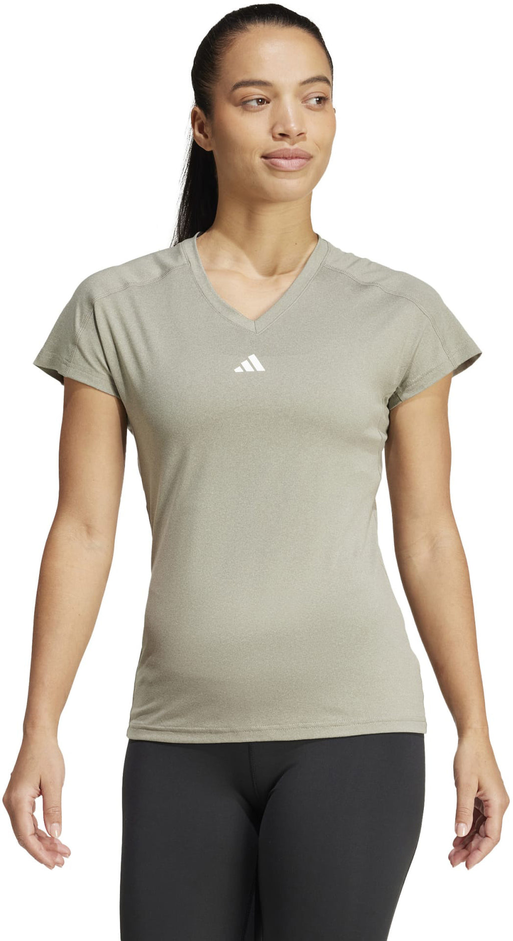 AEROREADY Train Essentials Minimal Branding V-hals shirt