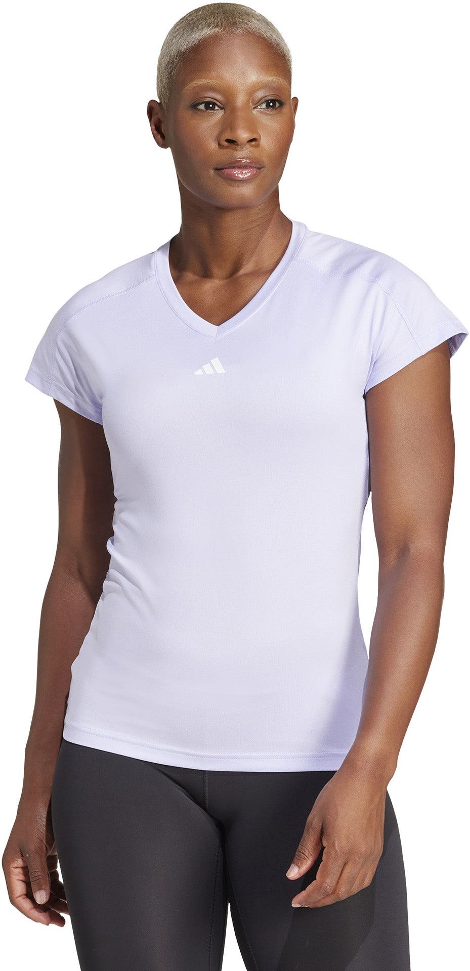 AEROREADY Train Essentials Minimal Branding V-hals shirt