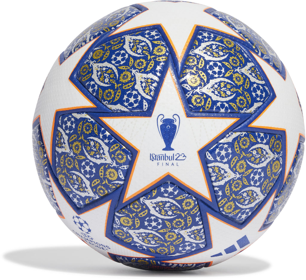 UCL Pro Istanbul voetbal