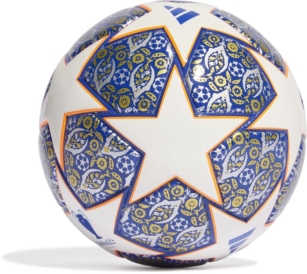 UCL Istanbul mini-voetbal
