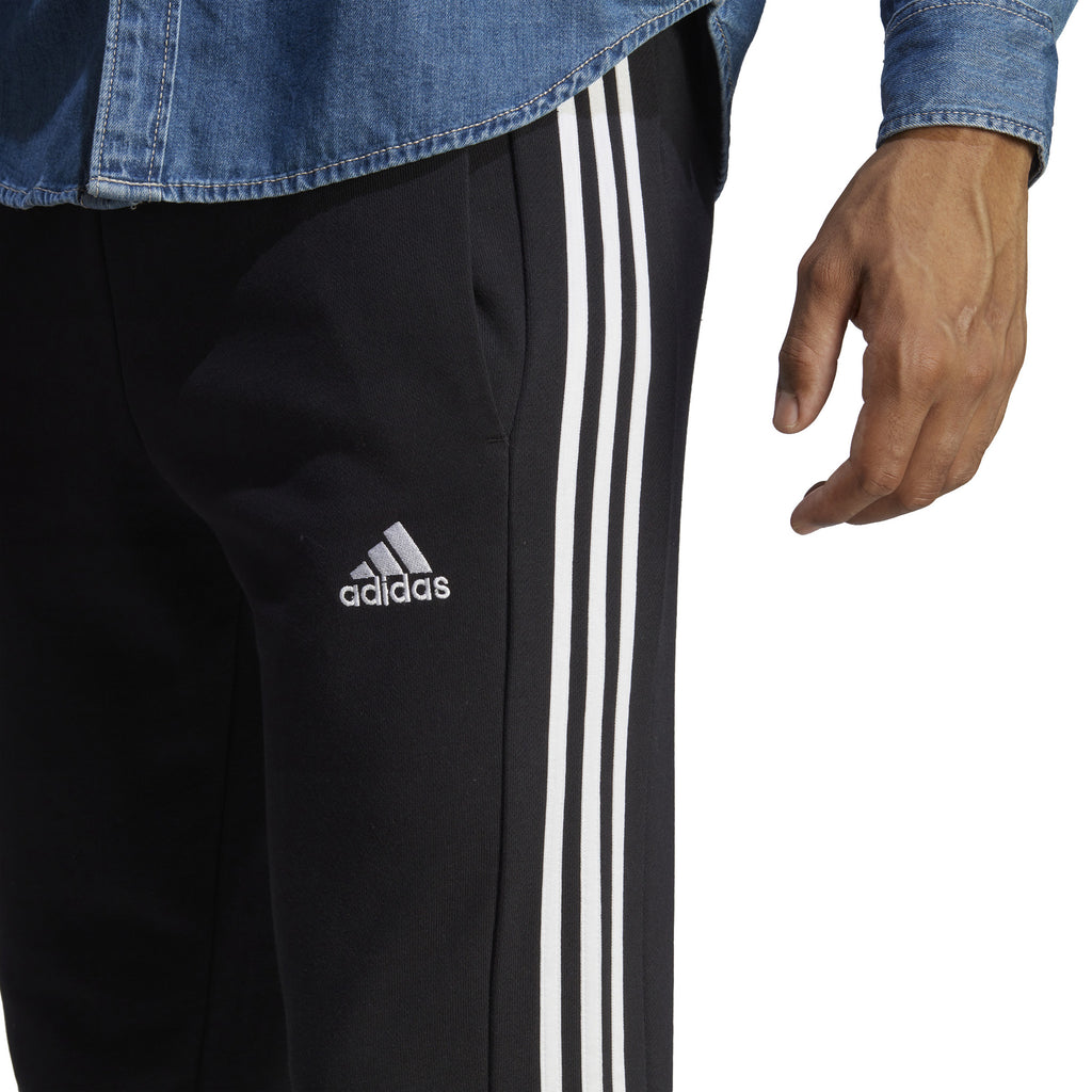 Essentials French Terry Tapered Cuff 3-Stripes broek