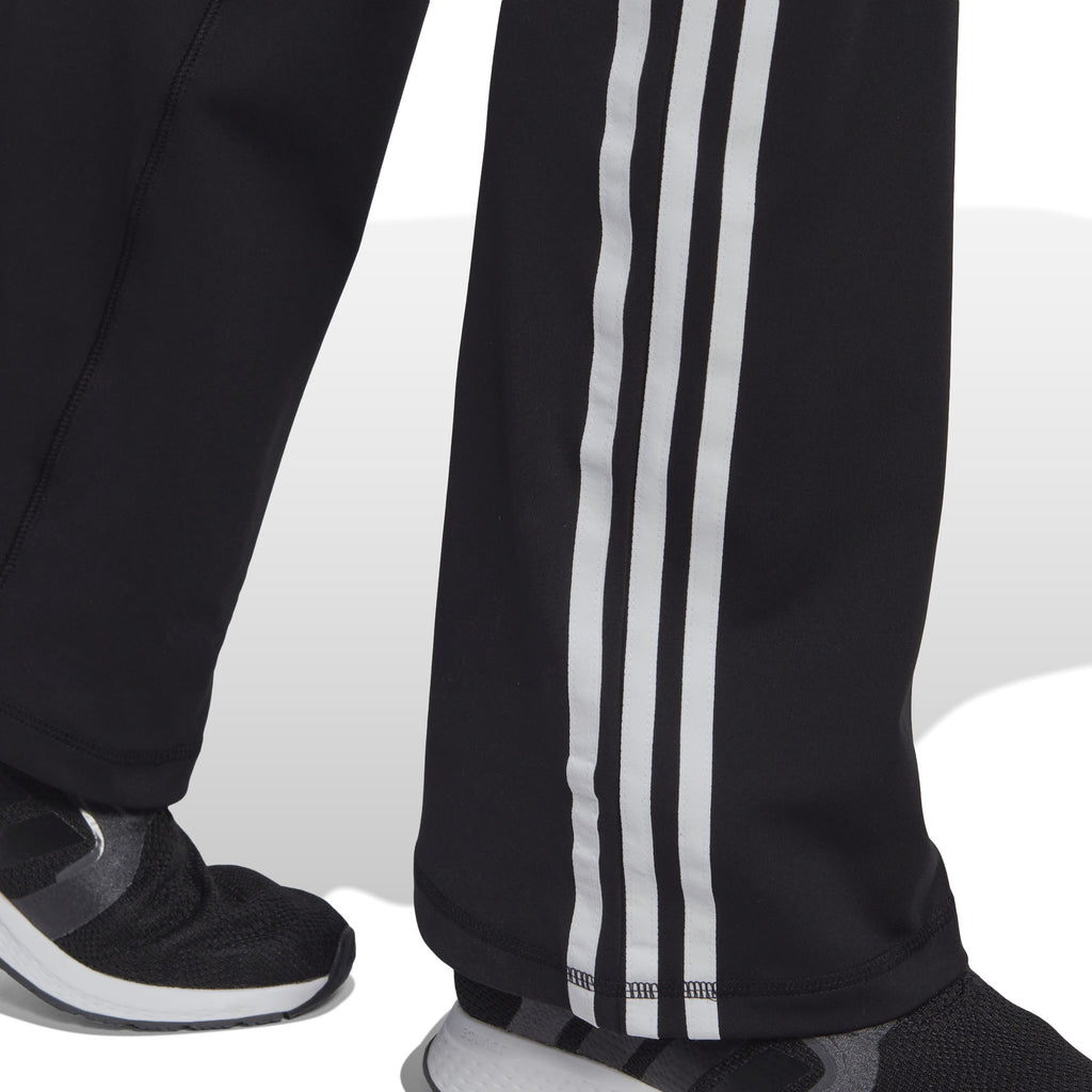 Training Essentials Flared legging