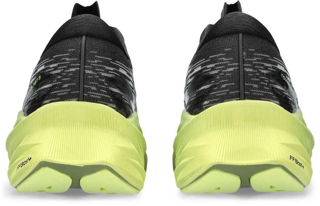 Novablast 3 hardloopschoenen