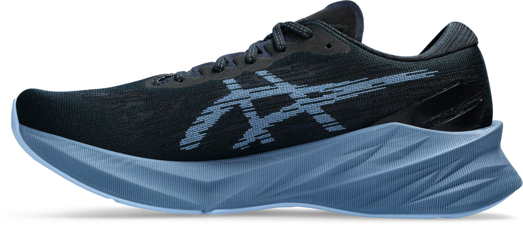 Novablast 3 hardloopschoenen