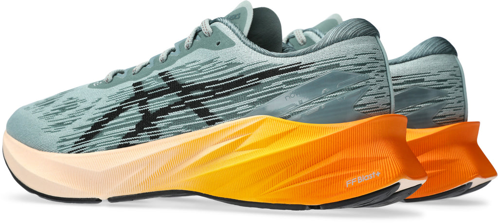 Novablast 3 hardloopschoenen