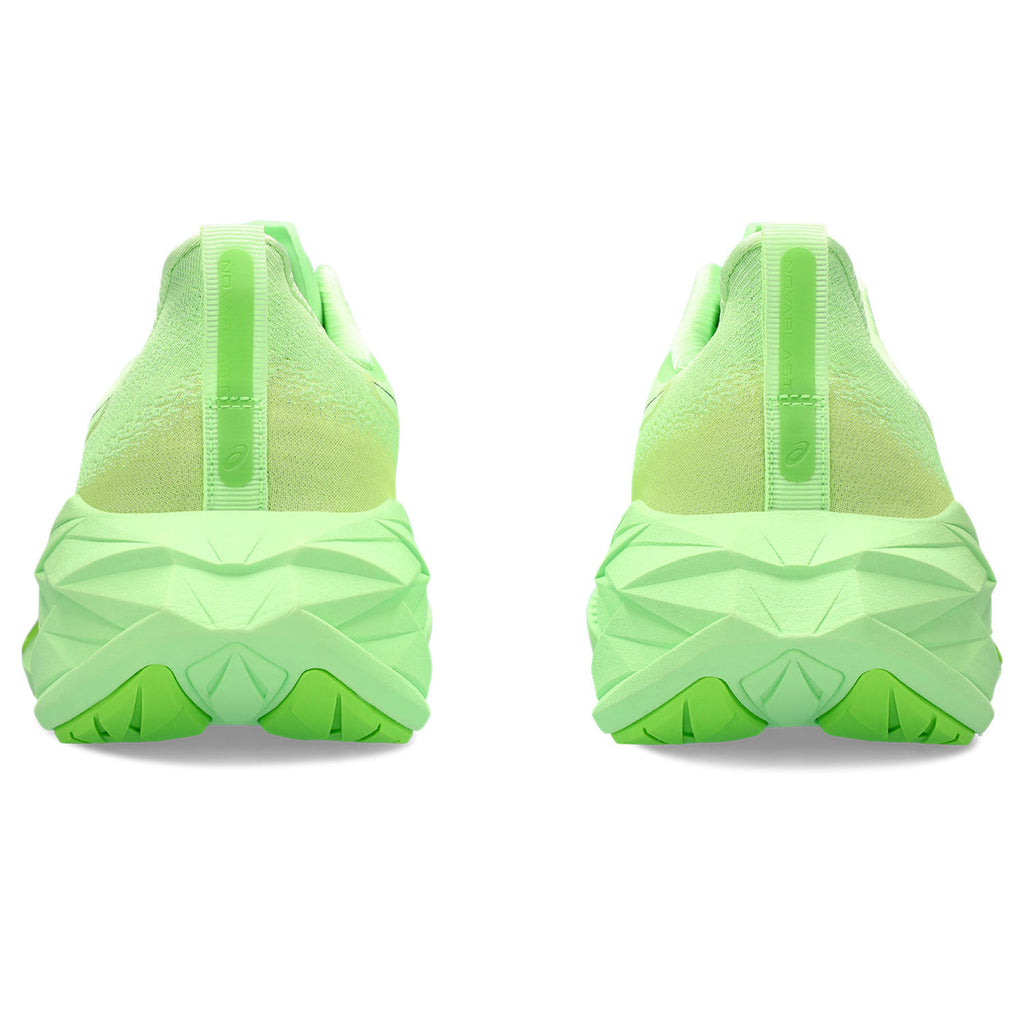 Novablast 4 hardloopschoenen