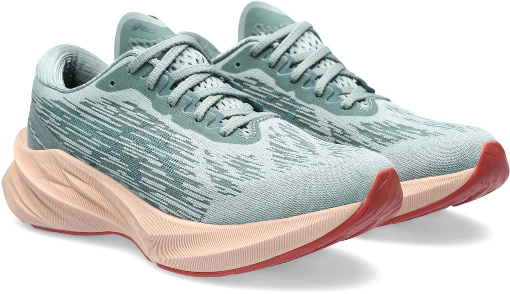 Novablast 3 hardloopschoenen