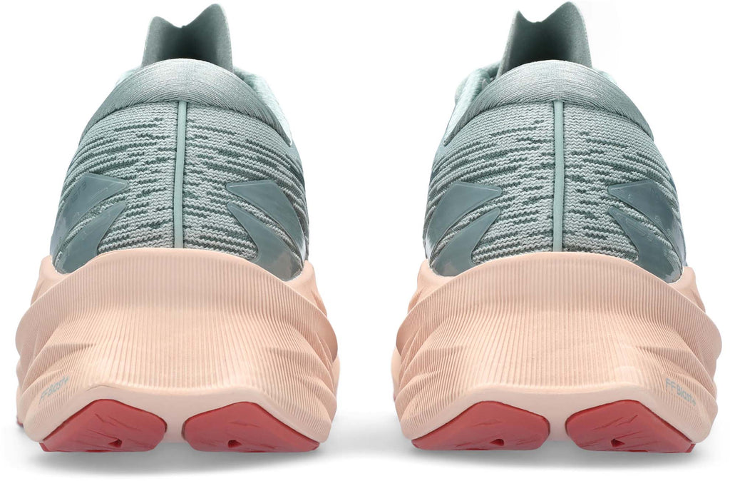 Novablast 3 hardloopschoenen