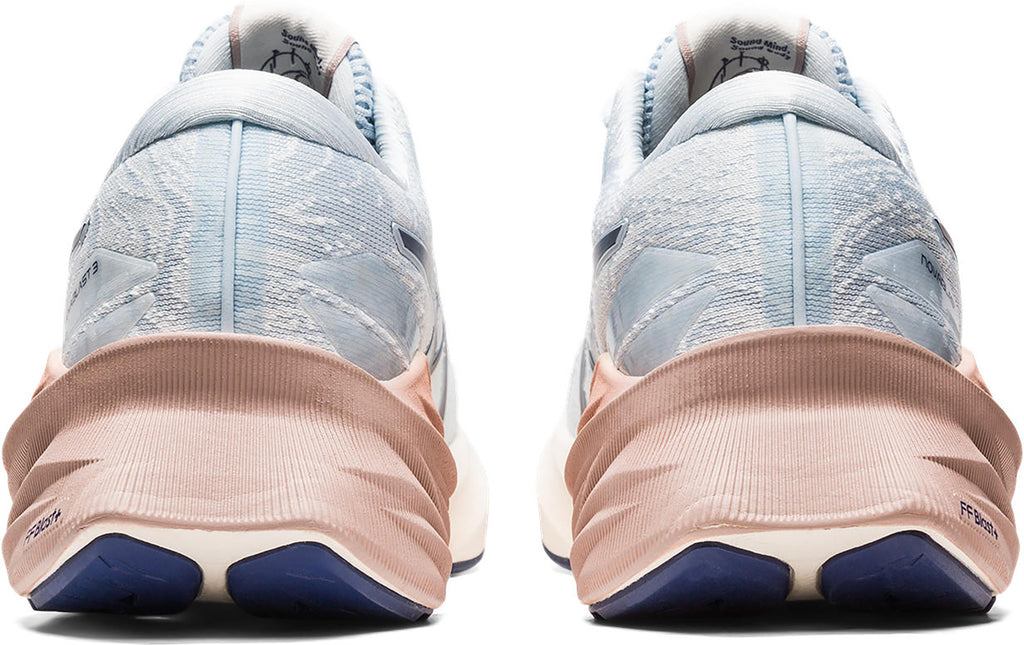 Novablast 3 hardloopschoenen