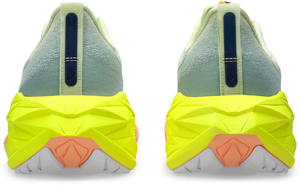 Novablast 4 Paris hardloopschoenen